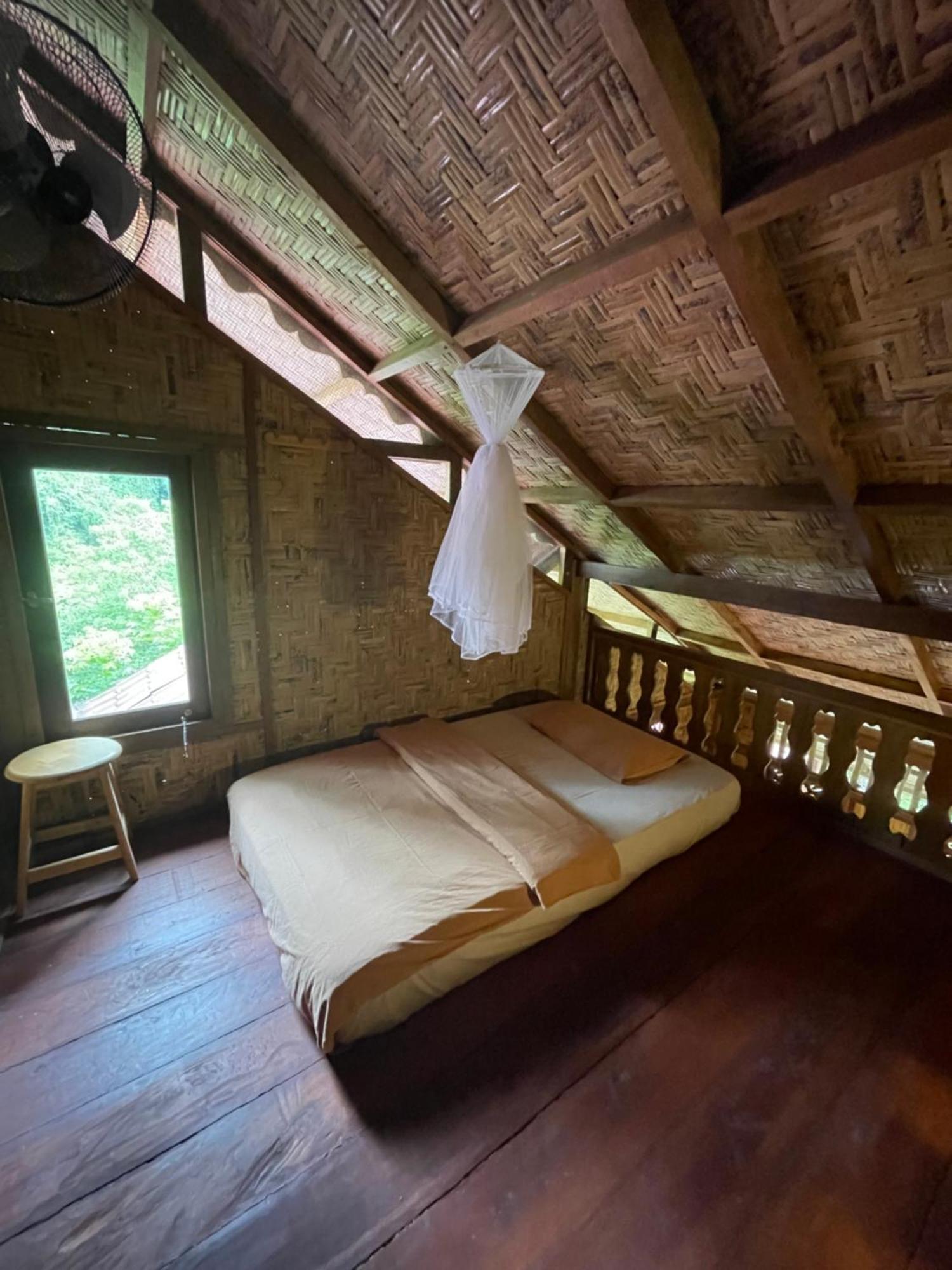 Kupu Kupu Garden Guest House & Cafe Bukit Lawang Exterior photo